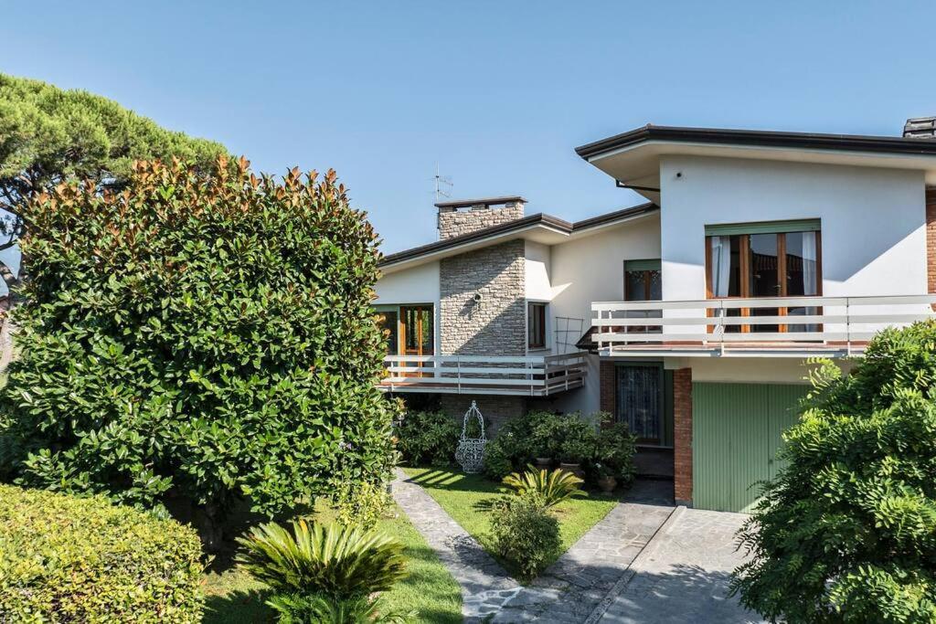Dom wakacyjny Quiete Villa,Exclusive Garden In Forte Dei Marmi